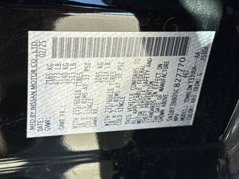 Used 2025 Nissan Rogue SV AWD/4WD image 22