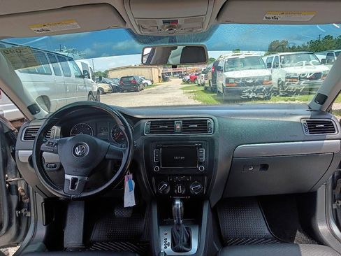 Used 2014 Volkswagen Jetta TDI FWD image 18