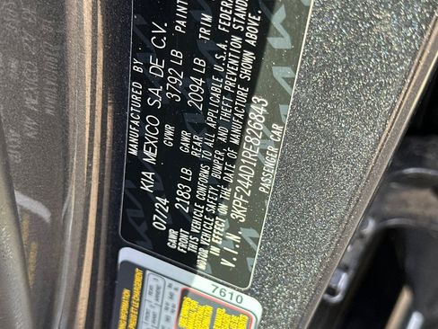 Used 2024 Kia Forte LXS FWD image 27