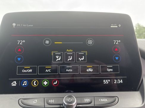 Used 2023 Chevrolet Blazer LT image 35