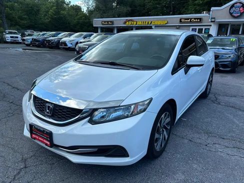 Used 2015 Honda Civic SE image 4