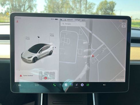 Used 2020 Tesla Model 3 Long Range AWD/4WD image 18