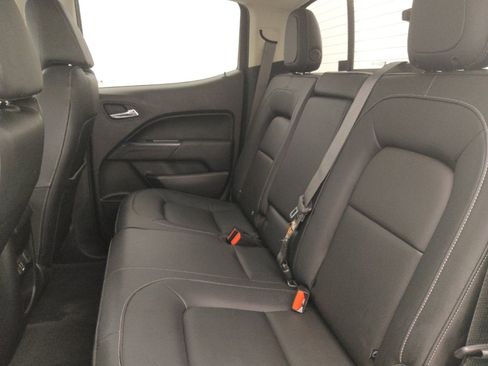 Used 2021 Chevrolet Colorado LT w/ LT Convenience Package RWD image 18