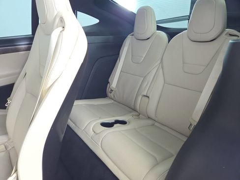 Used 2016 Tesla Model X 75D AWD/4WD image 23
