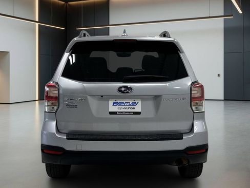 Used 2018 Subaru Forester 2.5i Premium w/ Protection Package #1 AWD/4WD image 5