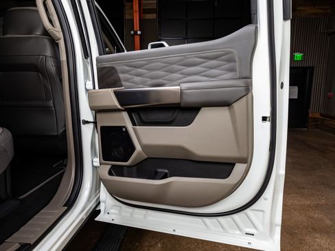 Used 2026 Ford F450 Platinum w/ Platinum Plus Package image 39