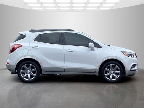 Used 2017 Buick Encore Premium w/ Experience Buick Package image 6