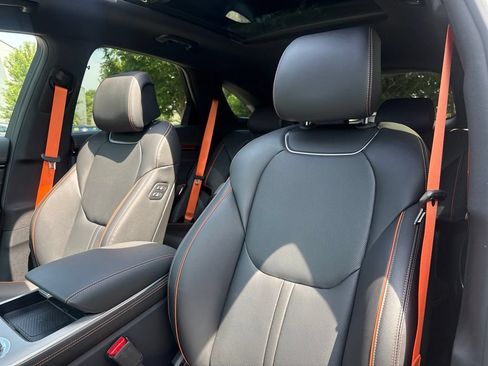 New 2026 Genesis GV70 3.5T Sport Advanced AWD/4WD image 13