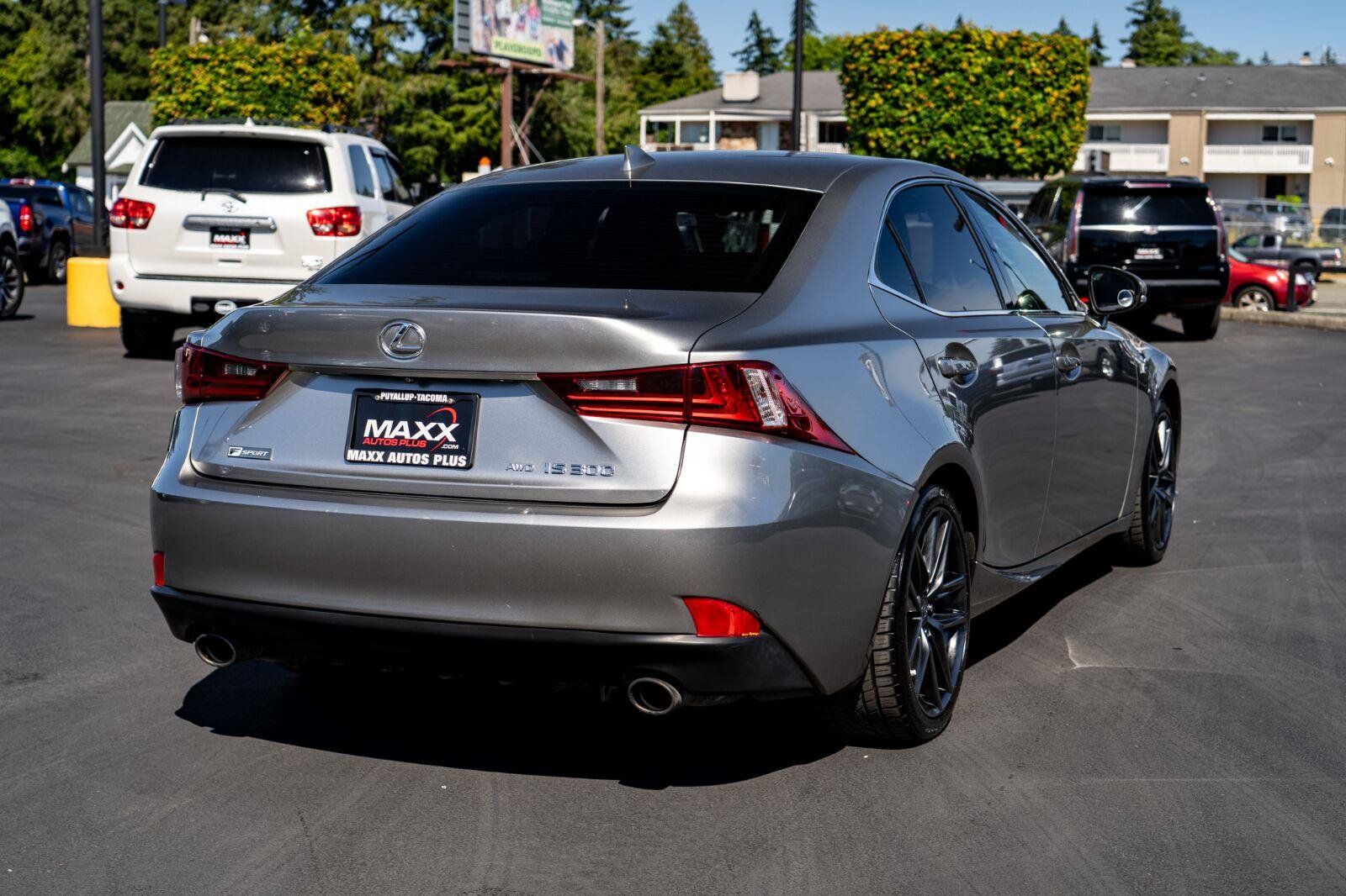 Used 2016 Lexus IS 300 AWD image 8