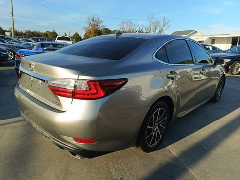 Used 2016 Lexus ES 350 image 3