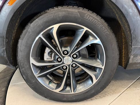 Used 2020 Buick Encore GX Select image 25