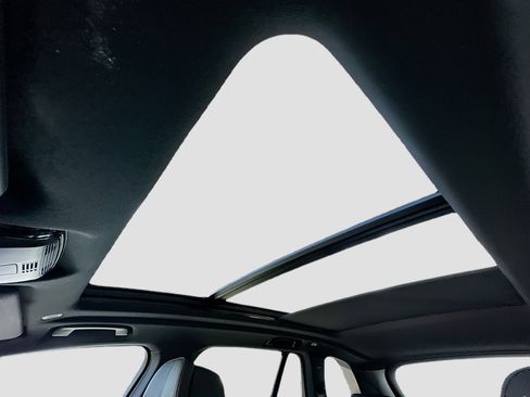 Used 2026 BMW X5 xDrive40i w/ M Sport Package image 23