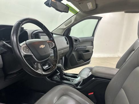Used 2017 Chevrolet Colorado W/T RWD image 31