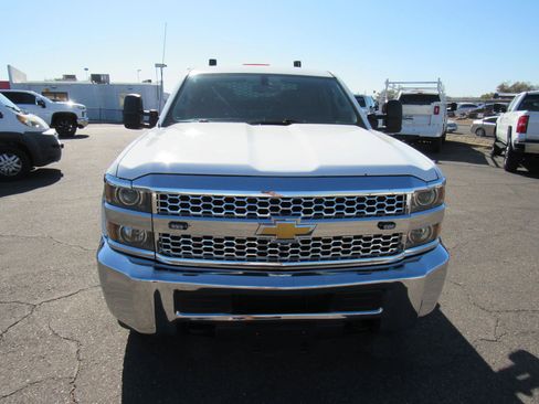 Used 2019 Chevrolet Silverado 2500 W/T AWD/4WD image 3