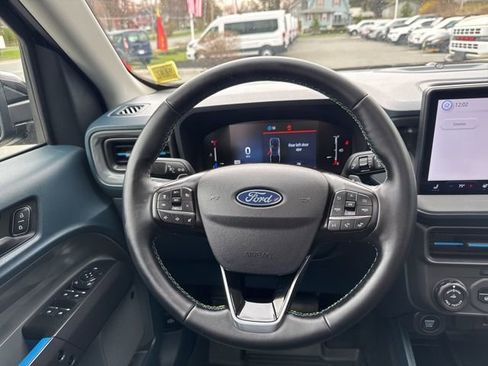 Used 2026 Ford Maverick Lobo AWD/4WD image 22