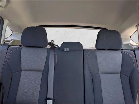 Used 2019 Subaru Crosstrek 2.0i Premium w/ Eyesight System AWD/4WD image 17
