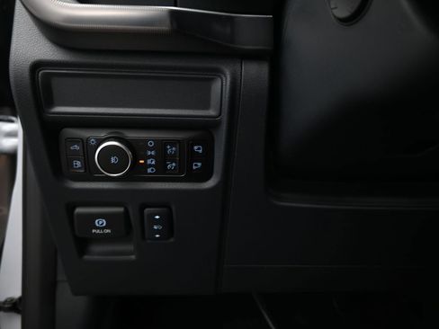 New 2025 Ford F150 Platinum w/ Equipment Group 702A High image 11