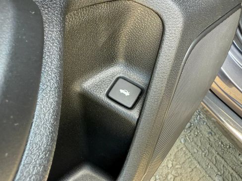 Used 2019 Honda Insight Touring image 15