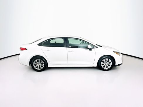 Used 2025 Toyota Corolla LE image 10