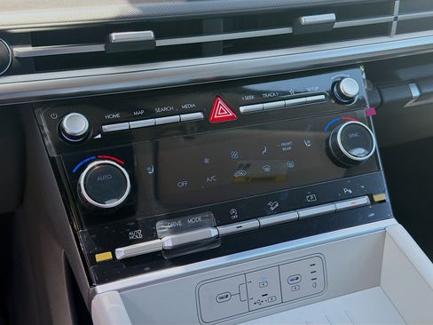 New 2026 Hyundai Santa Fe SEL FWD image 12