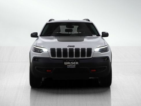 Used 2019 Jeep Cherokee Trailhawk w/ Cold Weather Group image 8