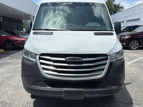 Used 2021 Freightliner Sprinter 2500 RWD image 8