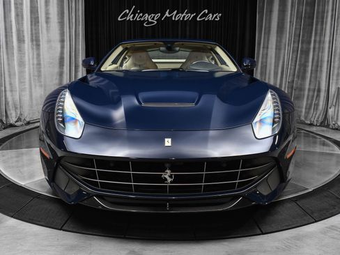 Used 2015 Ferrari F12 Berlinetta RWD image 7