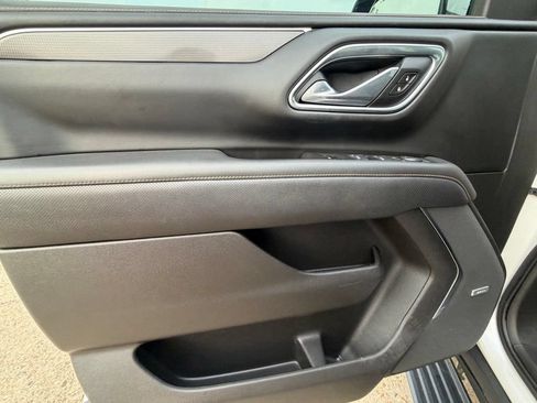 Used 2021 GMC Yukon AT4 w/ AT4 Premium Plus Package AWD/4WD image 16