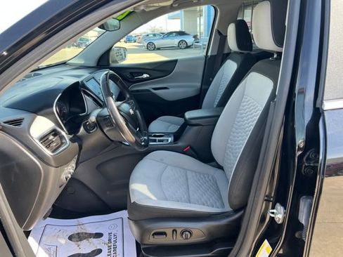 Used 2021 Chevrolet Equinox LT image 11