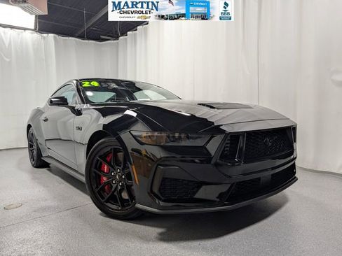 Used 2024 Ford Mustang GT Premium RWD image 1