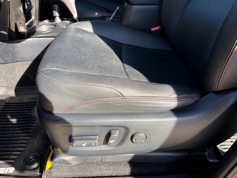 Used 2019 Toyota 4Runner TRD Off-Road Premium image 26