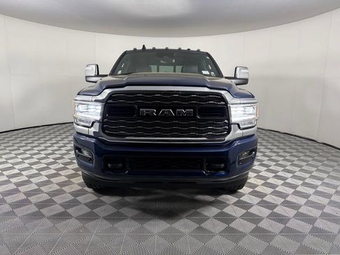 Used 2024 RAM 3500 Limited AWD/4WD image 5