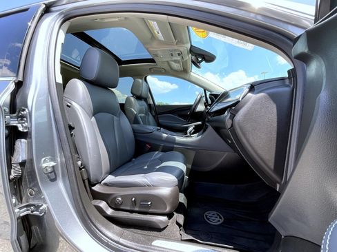Certified 2020 Buick Envision Premium AWD/4WD image 17