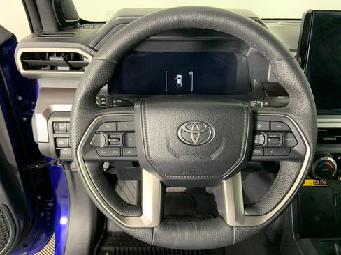 Used 2024 Toyota Tacoma TRD Off-Road w/ TRD Off Road Upgrade Package image 11