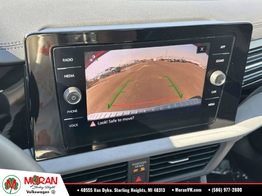 Used 2026 Volkswagen Jetta SE FWD image 25