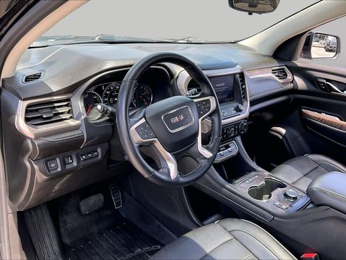 Used 2023 GMC Acadia Denali w/ Black Diamond Edition FWD image 18