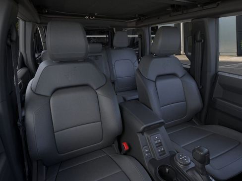 New 2025 Ford Bronco Badlands image 10