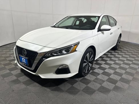 Used 2022 Nissan Altima 2.5 SV AWD/4WD image 4