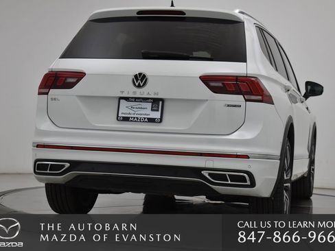 Used 2022 Volkswagen Tiguan SEL R-Line image 22