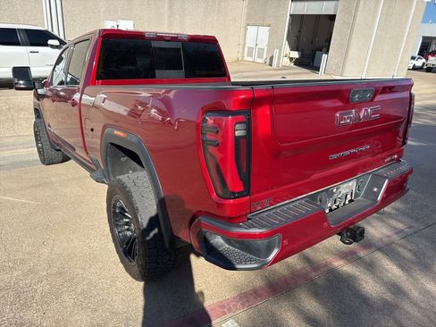 Used 2024 GMC Sierra 2500 AT4 w/ AT4 Premium Plus Package AWD/4WD image 5