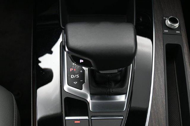Used 2022 Audi Q5 2.0T Premium AWD/4WD image 25