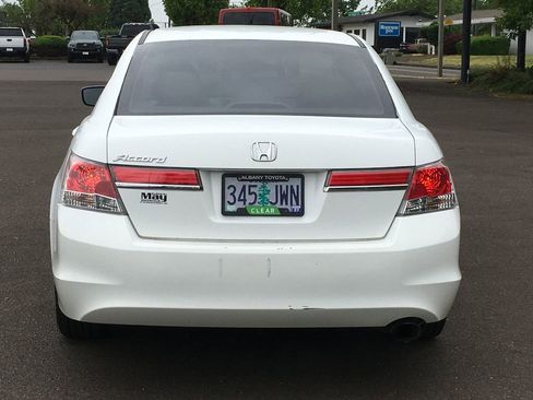Used 2011 Honda Accord LX-P image 5
