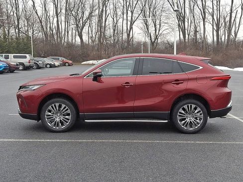 New 2024 Toyota Venza Limited AWD/4WD image 7