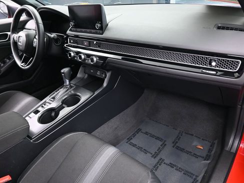 Used 2024 Honda Civic Sport image 42