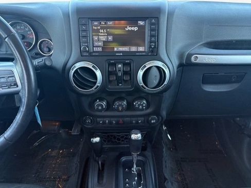 Used 2016 Jeep Wrangler Unlimited Rubicon AWD/4WD image 29