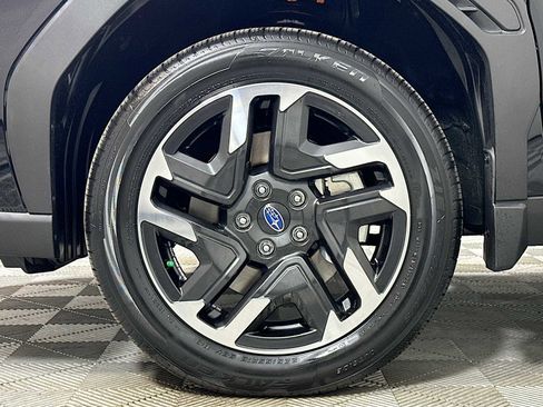 New 2025 Subaru Forester Limited w/ Popular Package image 30