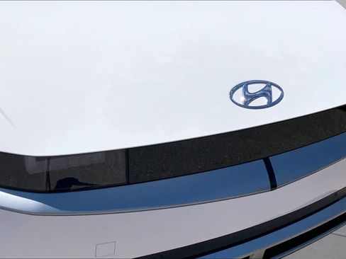 Used 2024 Hyundai Ioniq 5 SEL RWD image 27