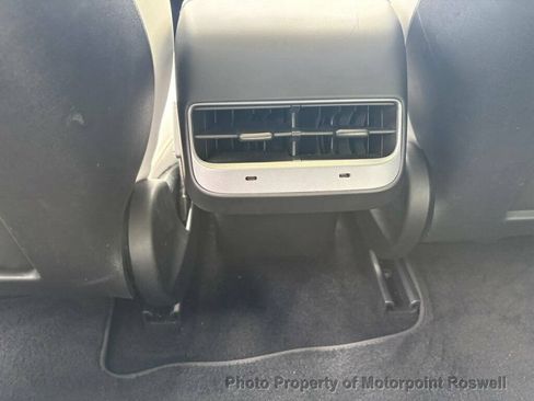 Used 2022 Tesla Model 3 Long Range AWD/4WD image 21