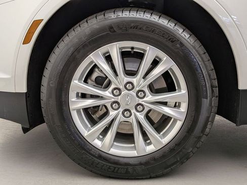 Certified 2023 Cadillac XT5 Luxury w/ LPO, Floor Liner Package FWD image 27