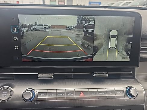 Used 2024 Hyundai Kona Limited image 22